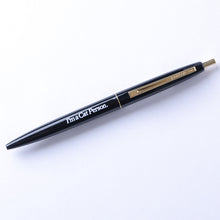 Load image into Gallery viewer, The cat × SHOGO SEKINE BIC ballpoint pen (black)

